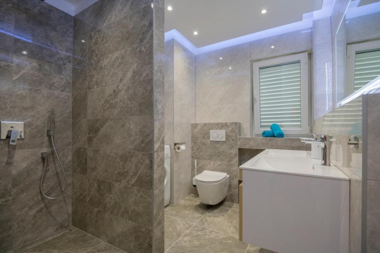 Apartments Radeljic Podstrana Kültér fotó
