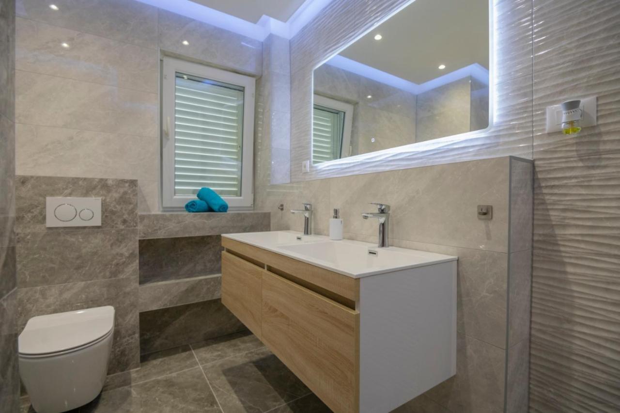 Apartments Radeljic Podstrana Kültér fotó