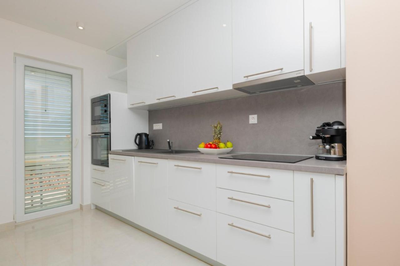 Apartments Radeljic Podstrana Kültér fotó