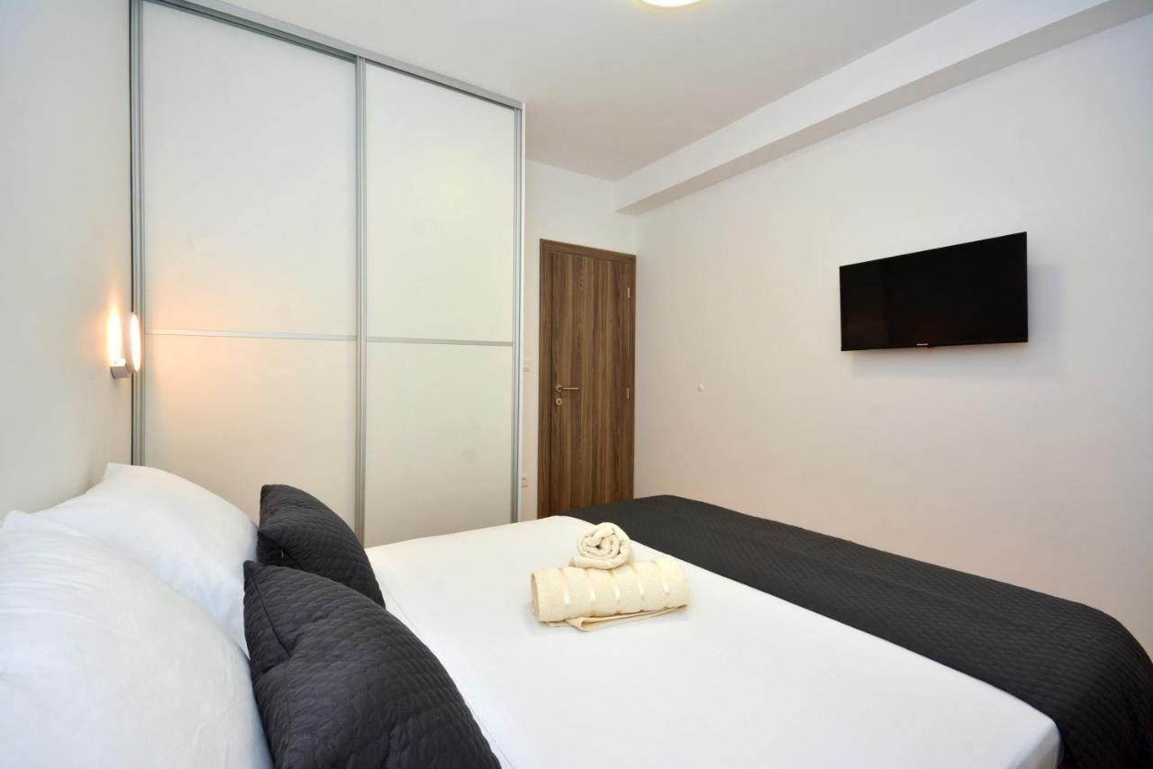 Apartments Radeljic Podstrana Kültér fotó