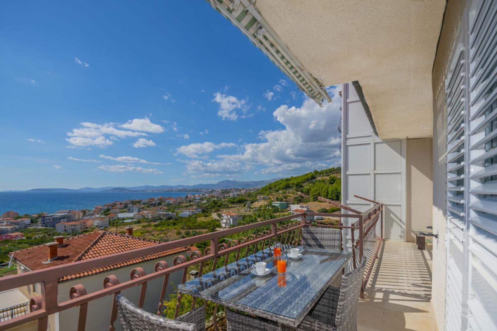 Apartments Radeljic Podstrana Szoba fotó